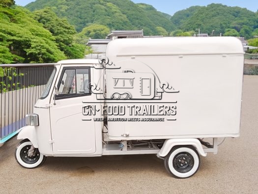 White Lifting Piaggio Food Trailer for Hot Dog