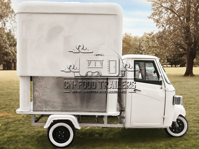 White Lifting Piaggio Food Trailer for Hot Dog