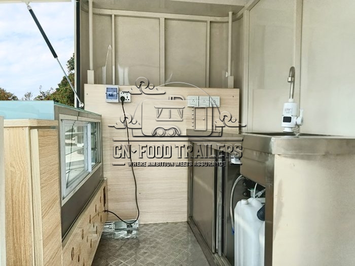 White Lifting Piaggio Food Trailer for Hot Dog