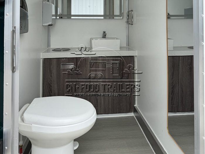 2 Station Dark Green Toilet Trailer Luxury Portable Restroom Trailer
