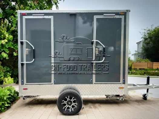 2 Toilet Trailer Portable Restroom Trailer Mobile Bathroom Trailer for Adults