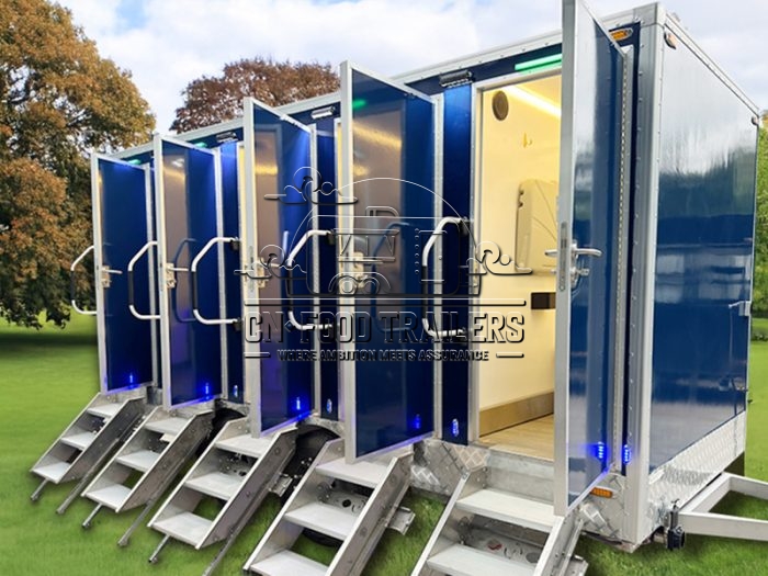 5 Station Toilet Trailer Portable Restroom Trailer for Commercial Bathrooms