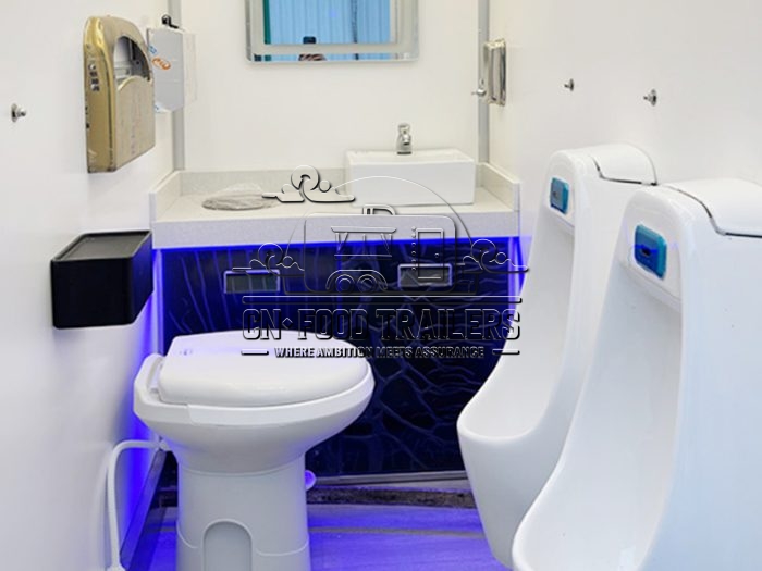 5 Station Toilet Trailer Portable Restroom Trailer for Commercial Bathrooms